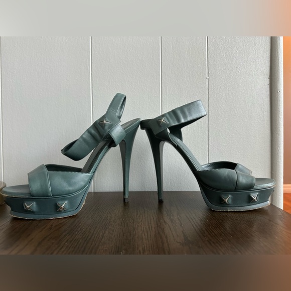 YSL Stilettos - Picture 4 of 9